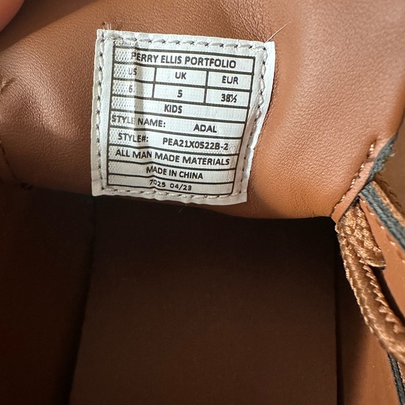 Perry Ellis Portfolio Brown Kids  Lace Up Dress Shoe  Size 6 - Picture 7 of 8